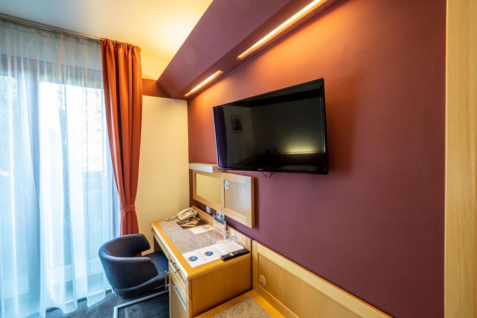 Jan Maria Hotel Ostrava Exterior photo
