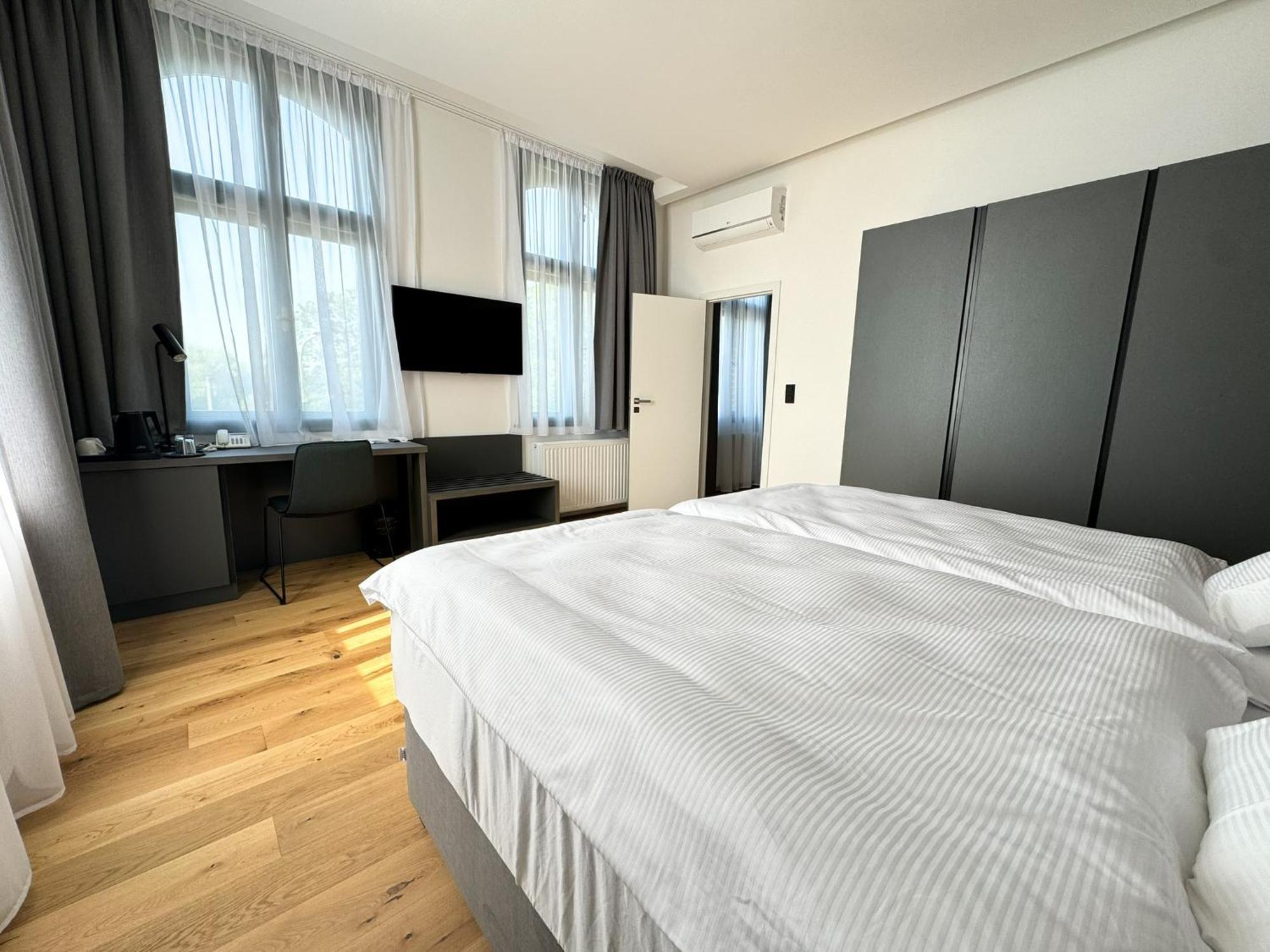 Jan Maria Hotel Ostrava Exterior photo